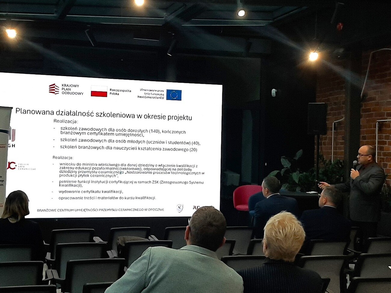 PrezentacjaPana Zbigniewa Woźniaka  Branżowego  przedstawiciela Centrum Umiejętności w Opocznie